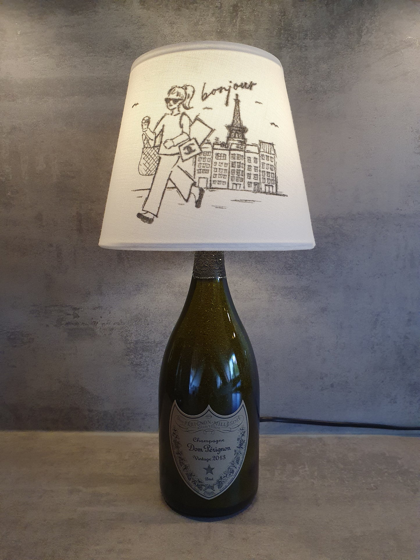 Champagnerleuchte mit Design